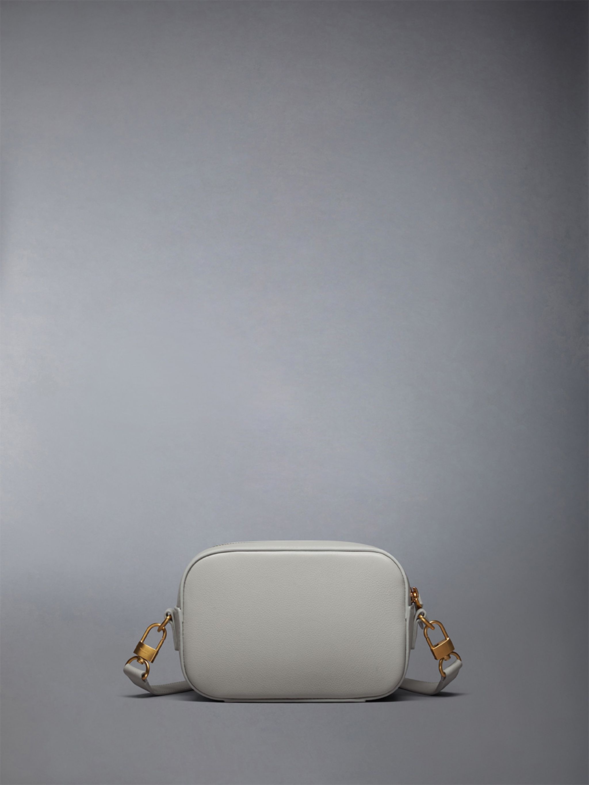 Horizontal Camera Bag in Smooth Calf - 3