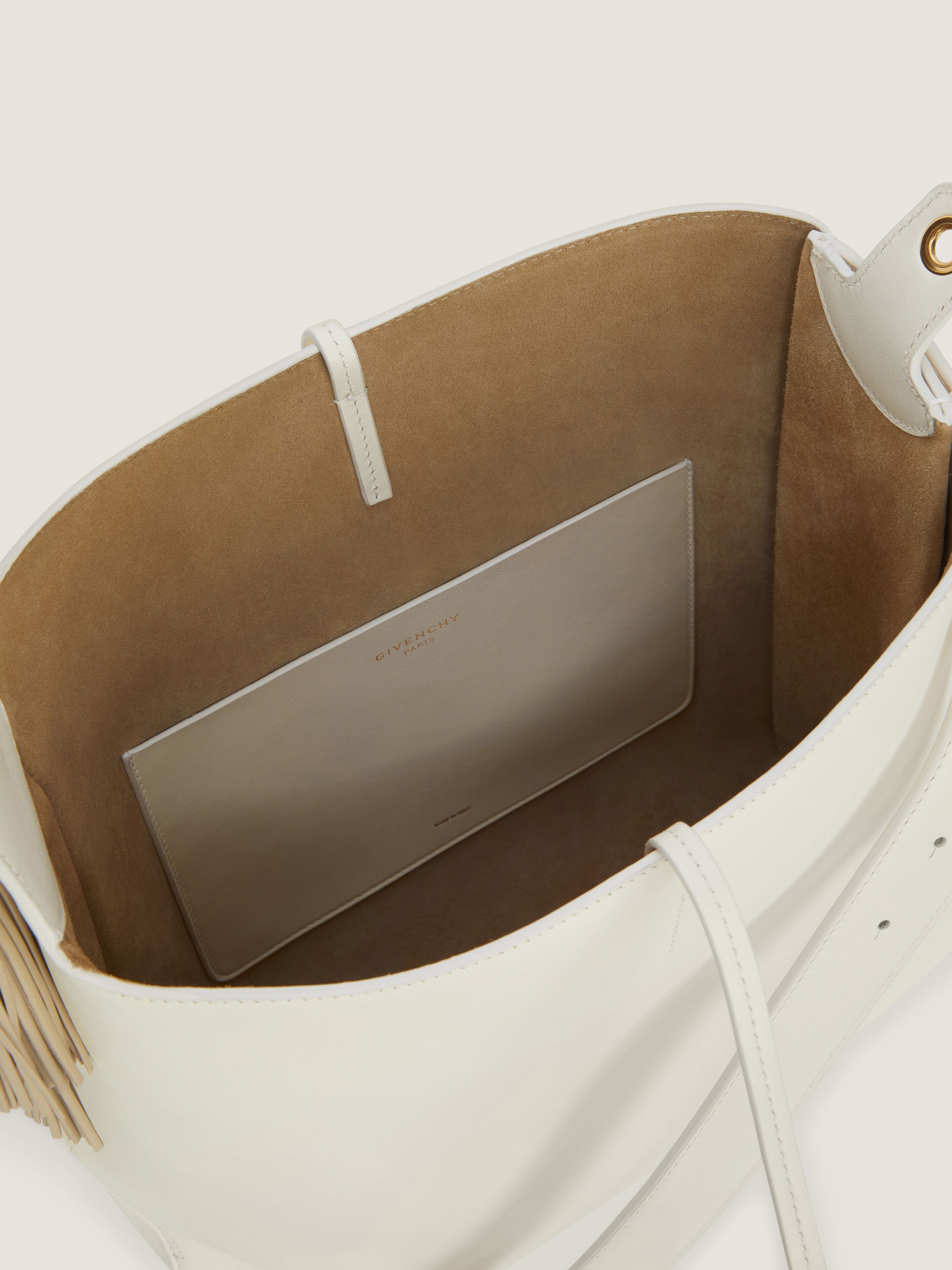 MEDIUM BELTED HOBO BAG IN LEATHER - 4