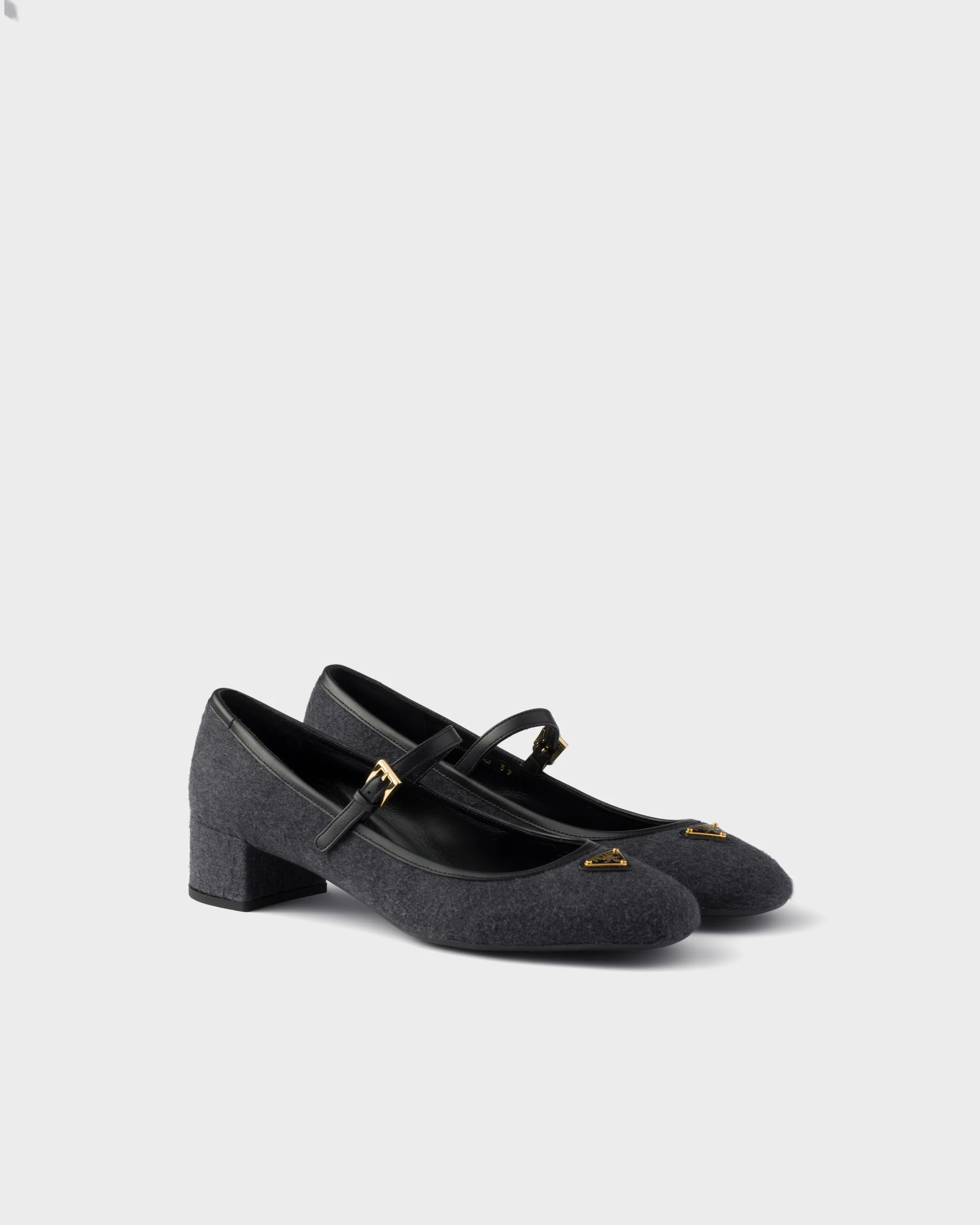 Fabric pumps - 1
