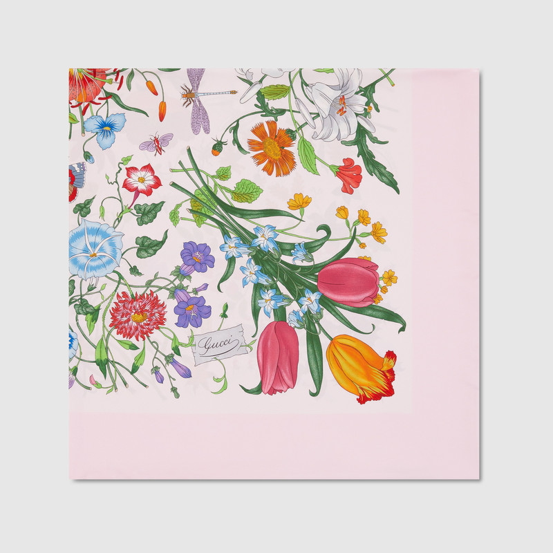 GUCCI Printed silk twill carré outlook