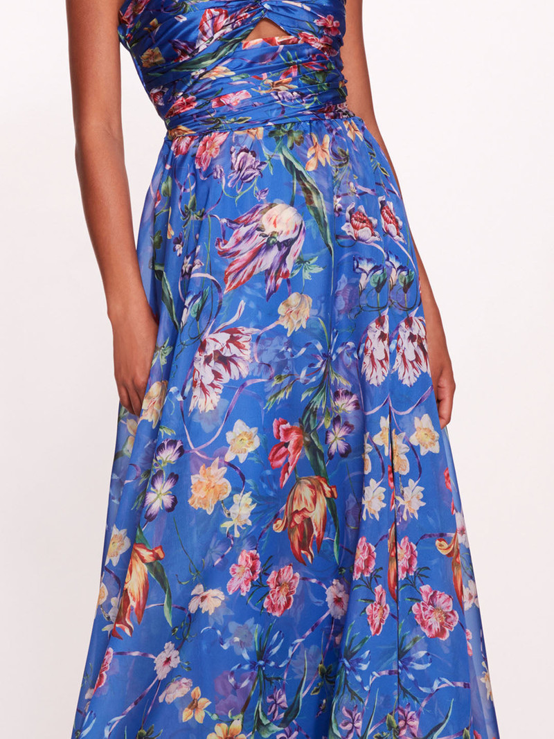 RIBBONS CAPE GOWN 8