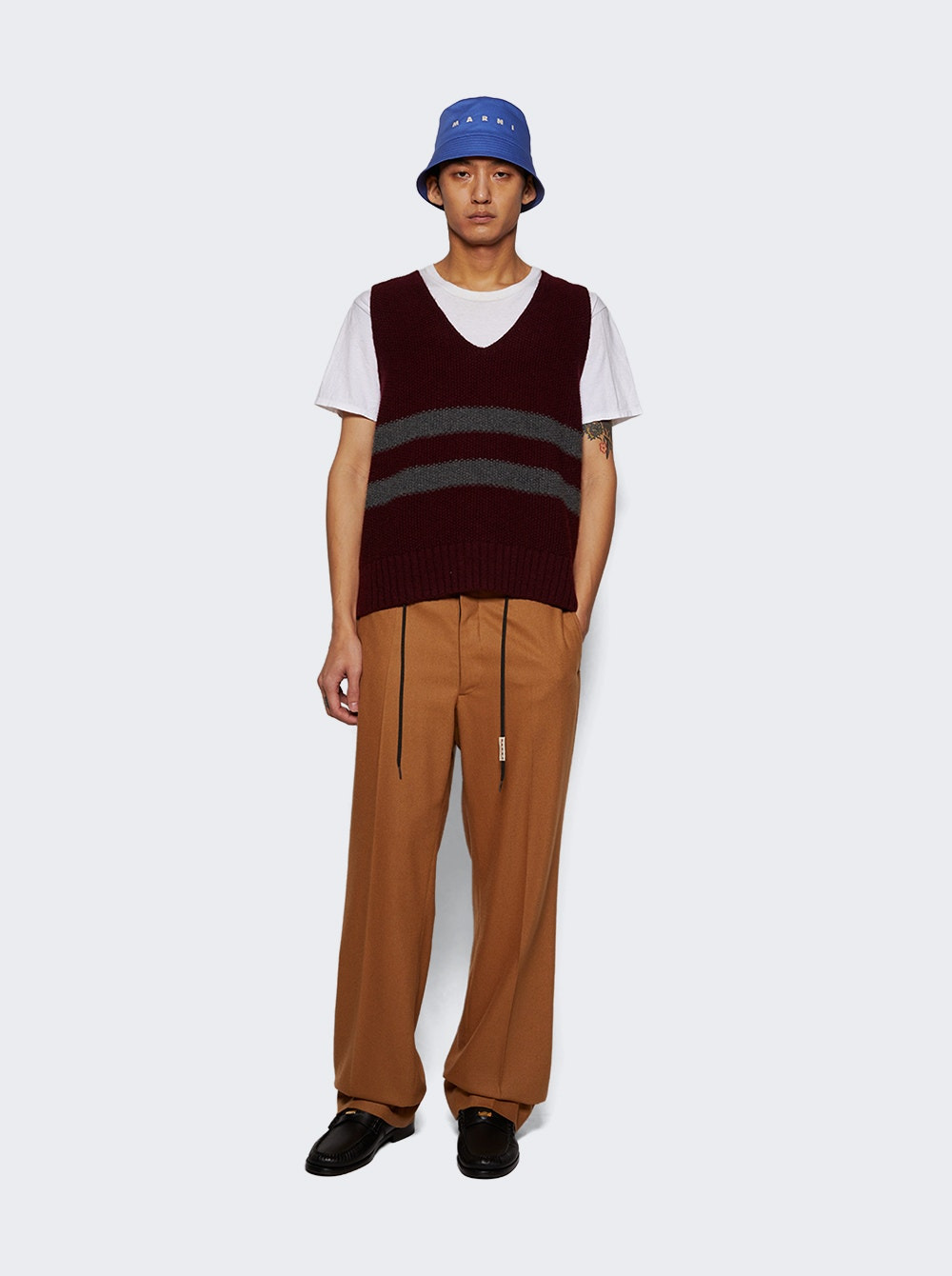 Collegiate Sweater Vest Maroon - 2