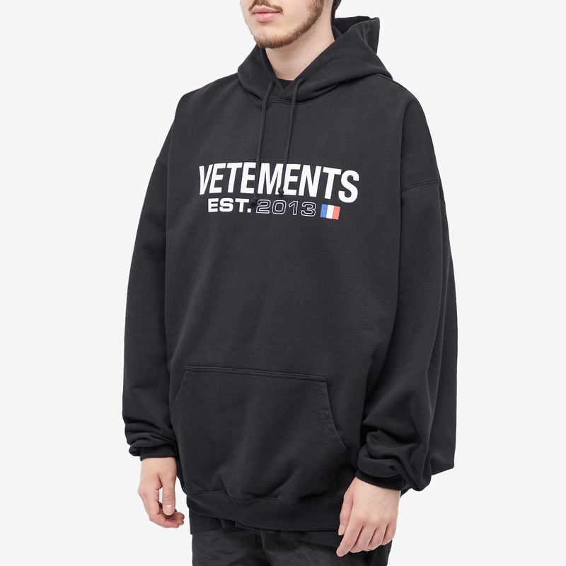 VETEMENTS VETEMENTS Flag Logo Hoodie outlook