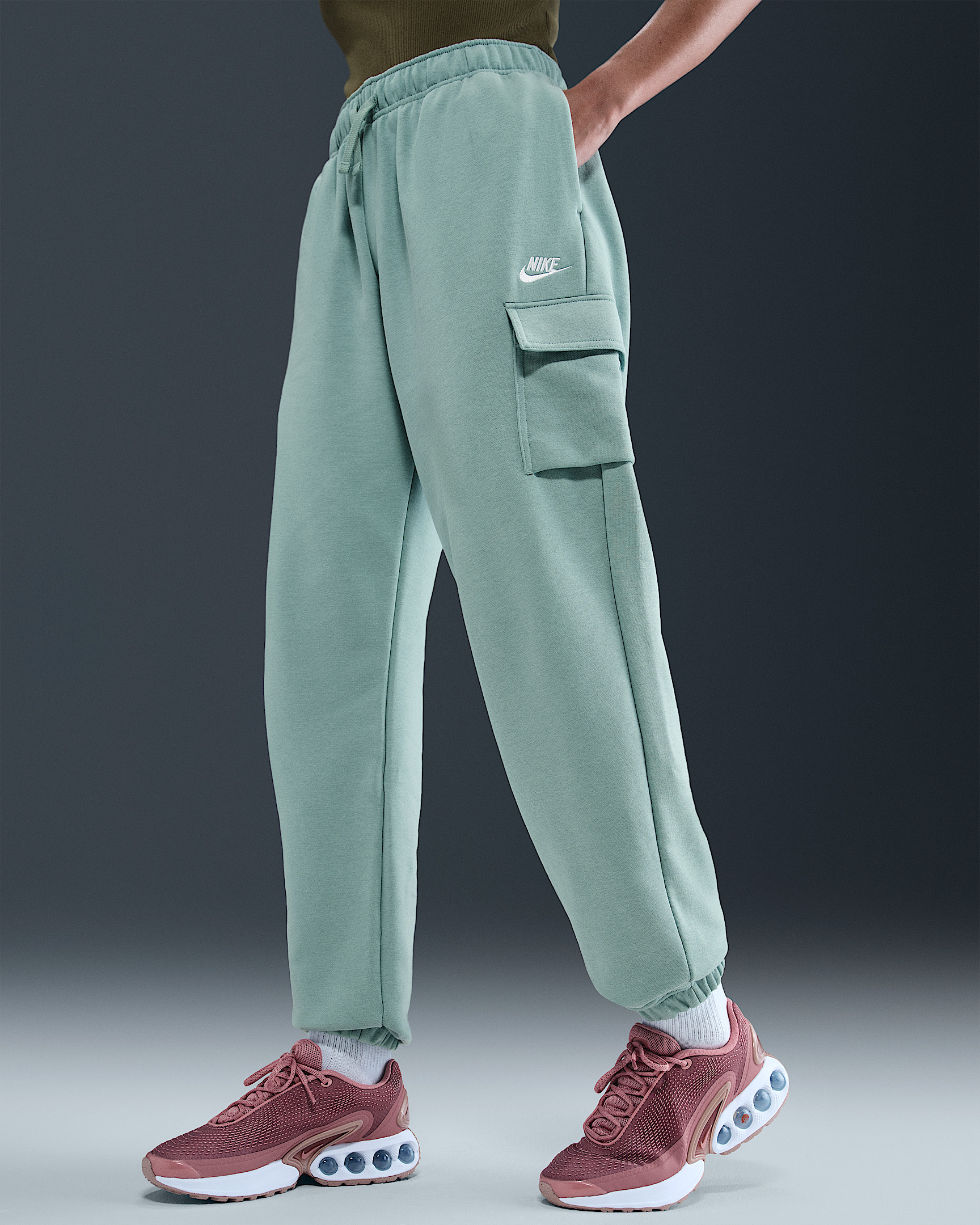 Nike Sportswear Club Fleece Women's Mid-Rise Oversized Cargo Sweatpants - 2