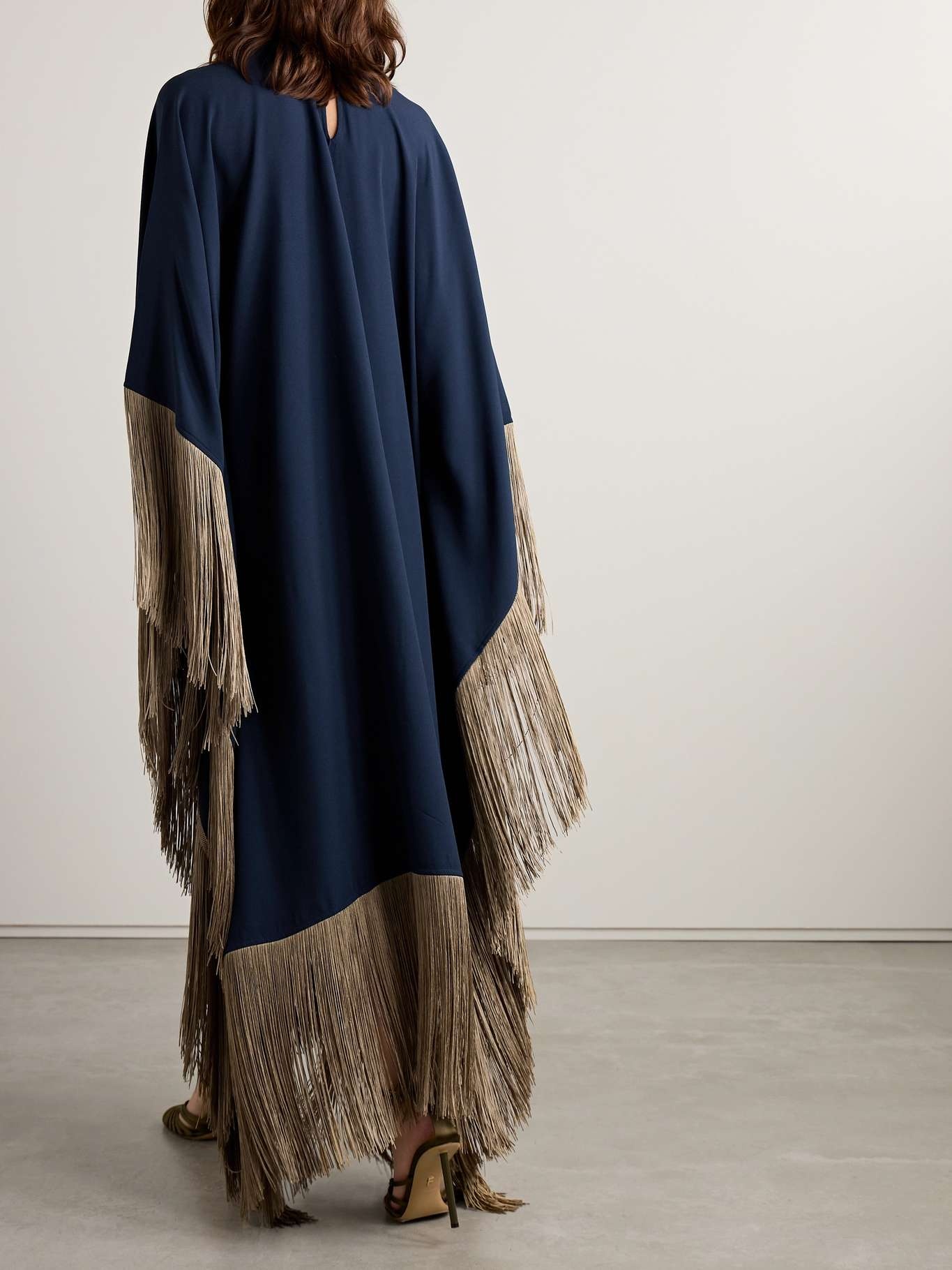 Mrs. Ross fringed crepe kaftan - 3