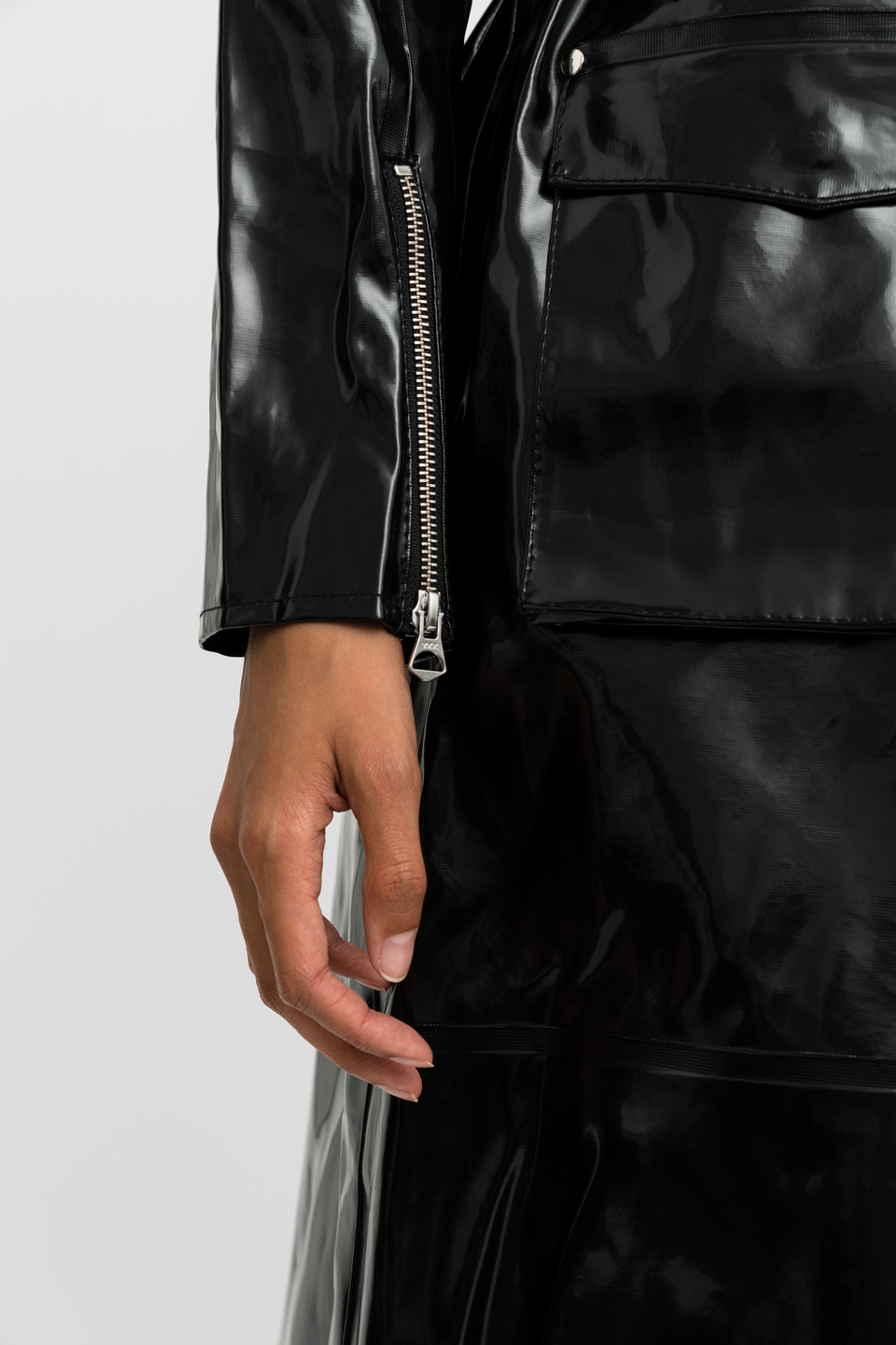 Lund Opal Trench Coat Black - 5