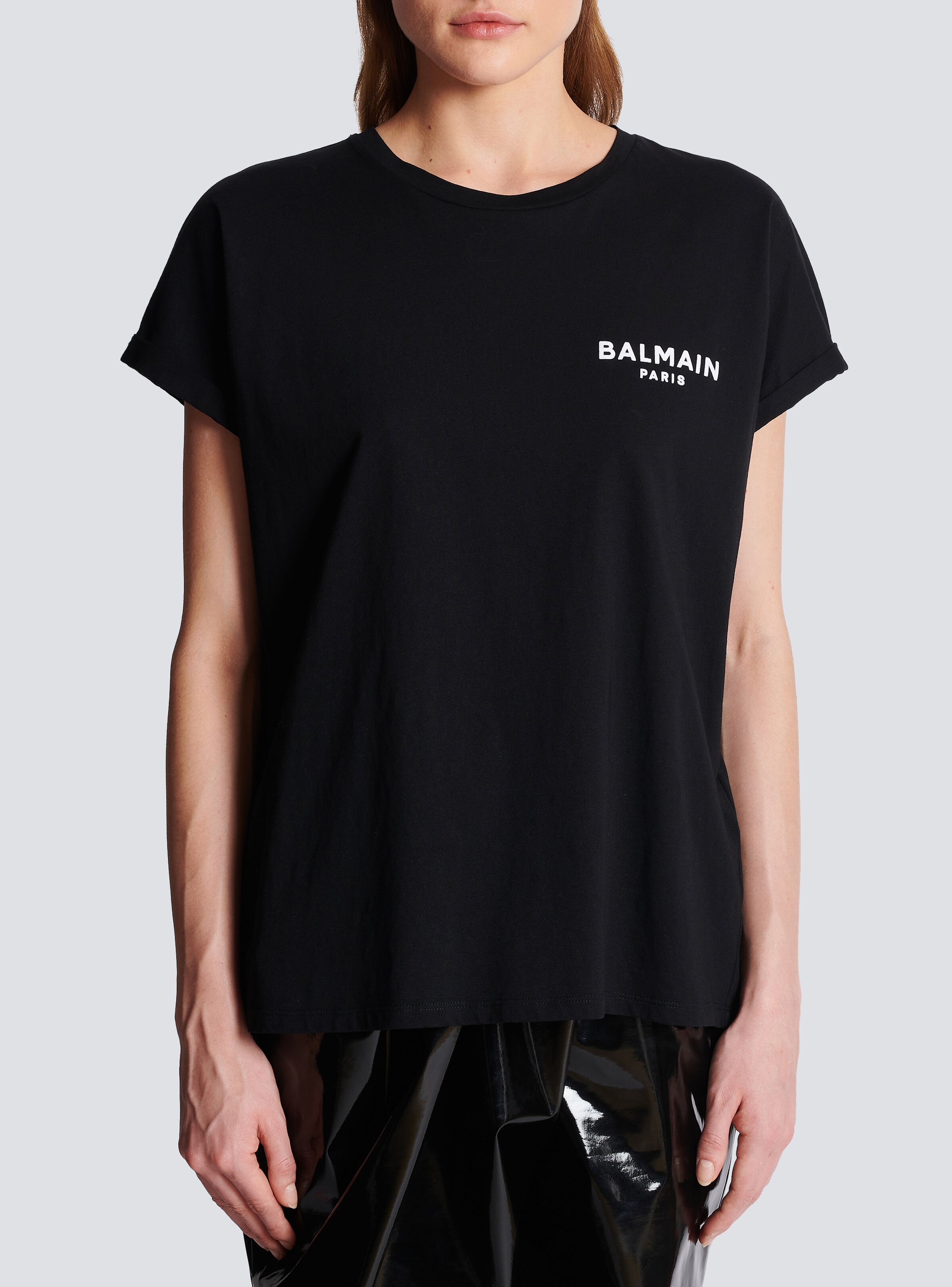 Eco-designed cotton T-shirt with small flocked Balmain logo - 5