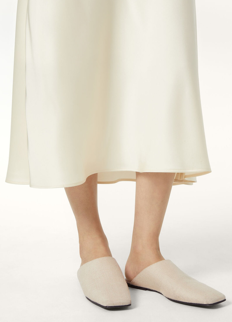 Loro Piana Alba Mule outlook