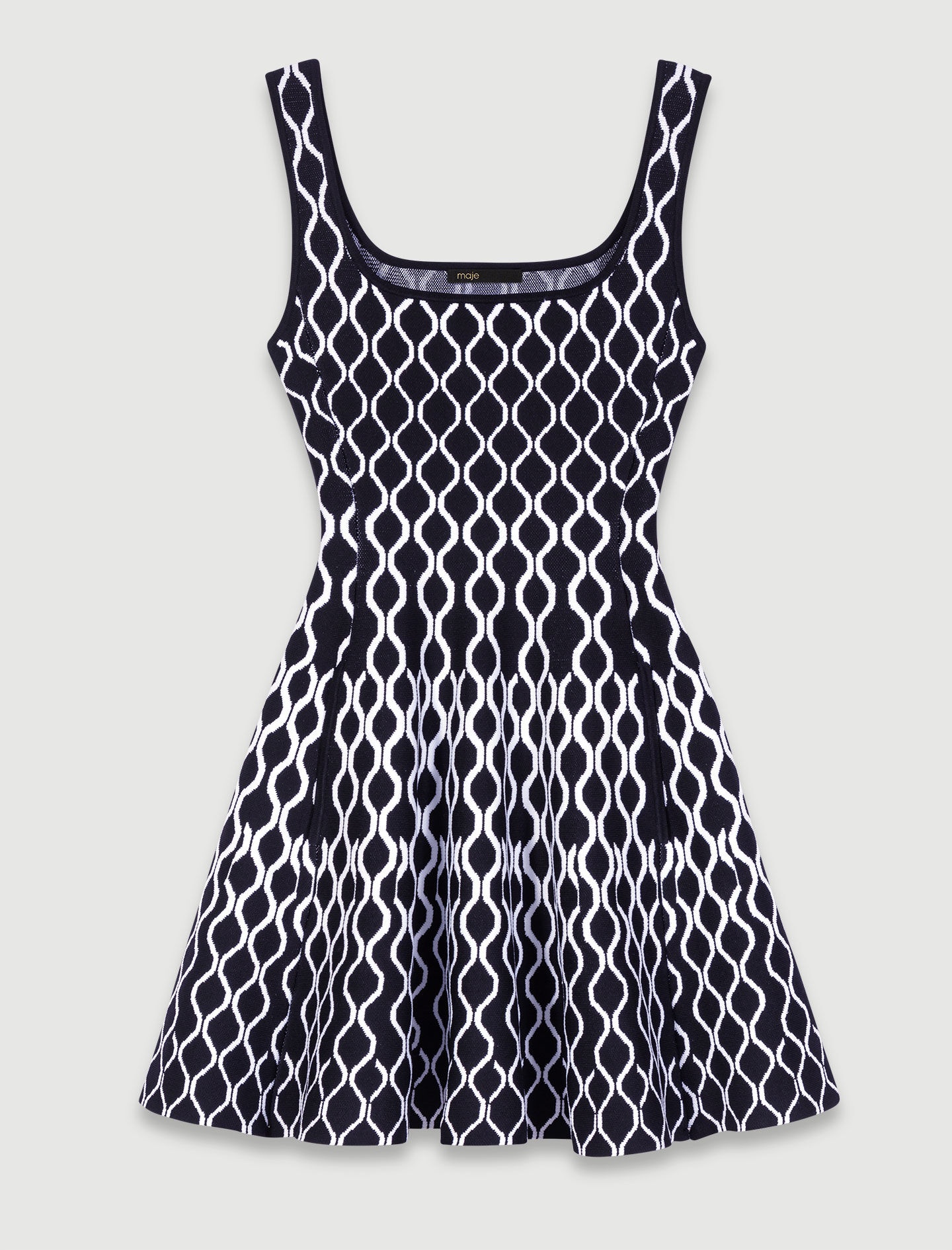 Short patterned knit dress - 1