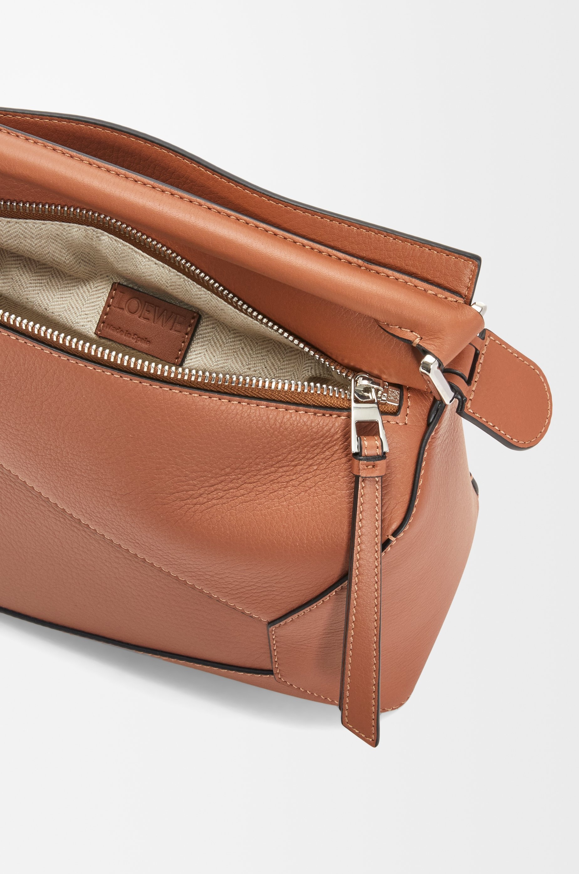 Small Puzzle bag in classic calfskin - 8