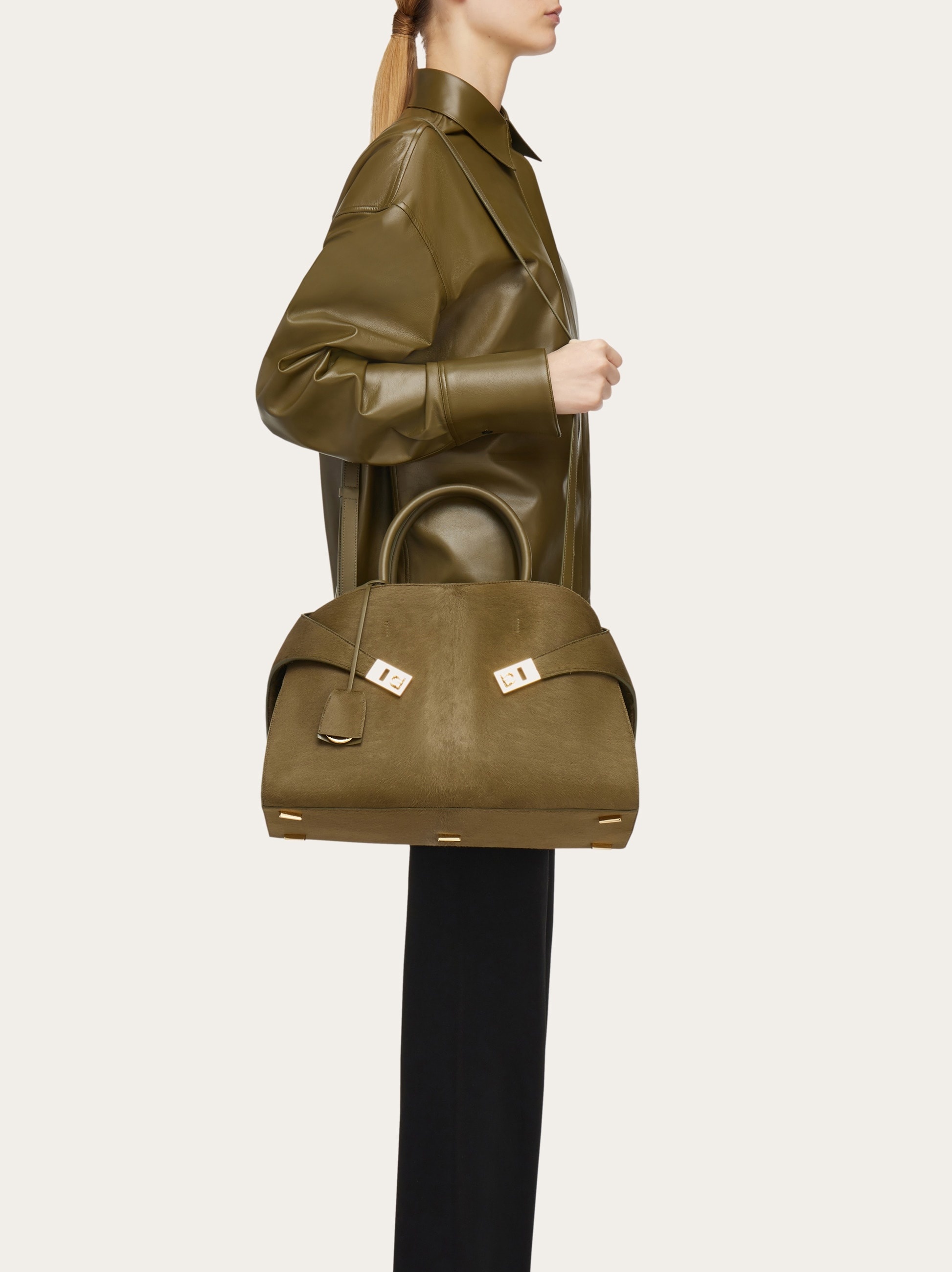Hug handbag (M) - 3