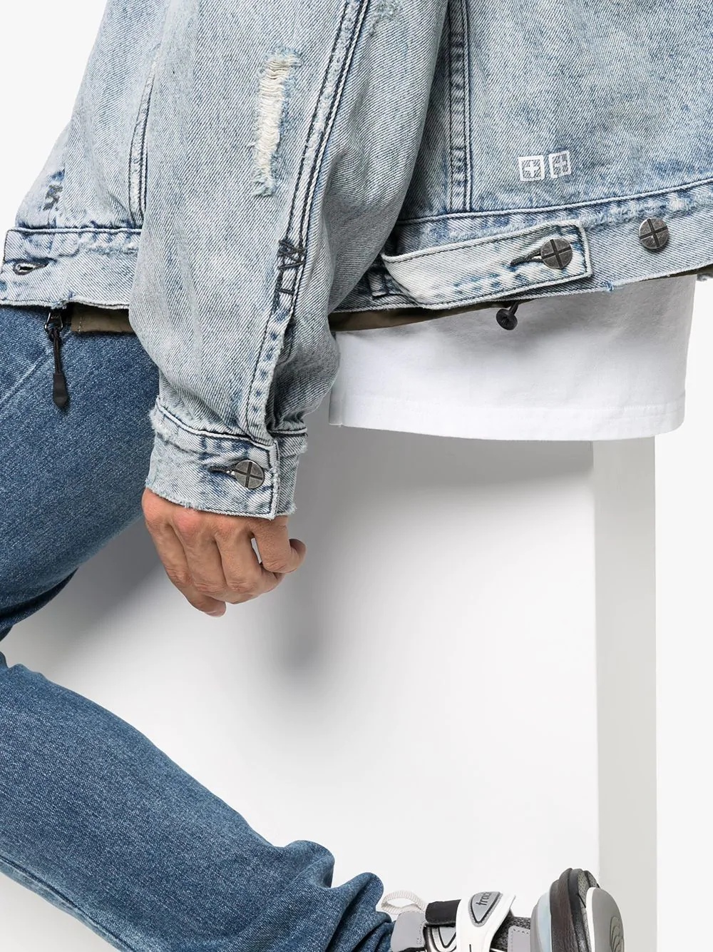 acid-wash distressed denim jacket - 5