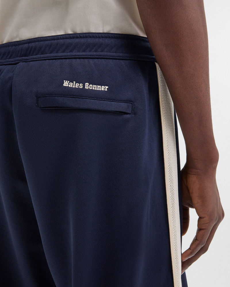 Motion Track Pant 3