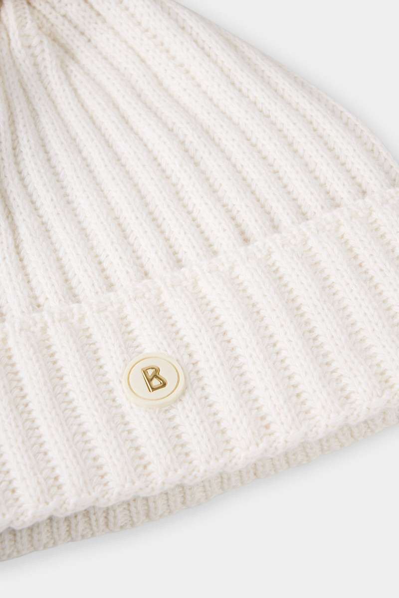 Ranya Hat in Off-white 3