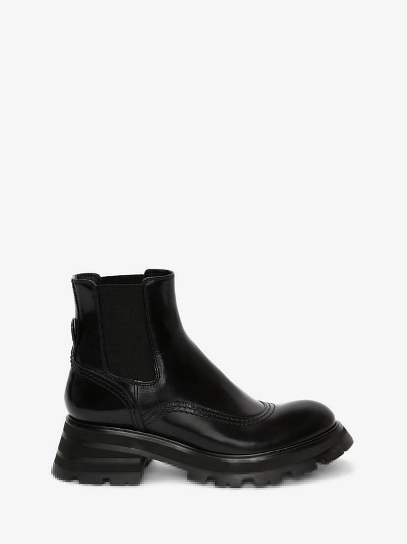Women's Wander Chelsea Boot in Black - 1