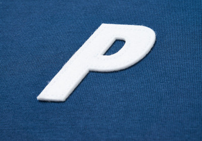 PALACE FELT P T-SHIRT NAVY outlook