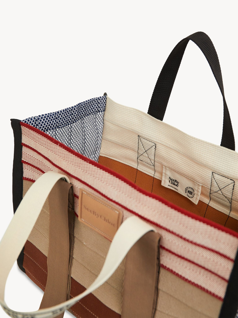 BOBBIE SMALL SQUARE TOTE 4