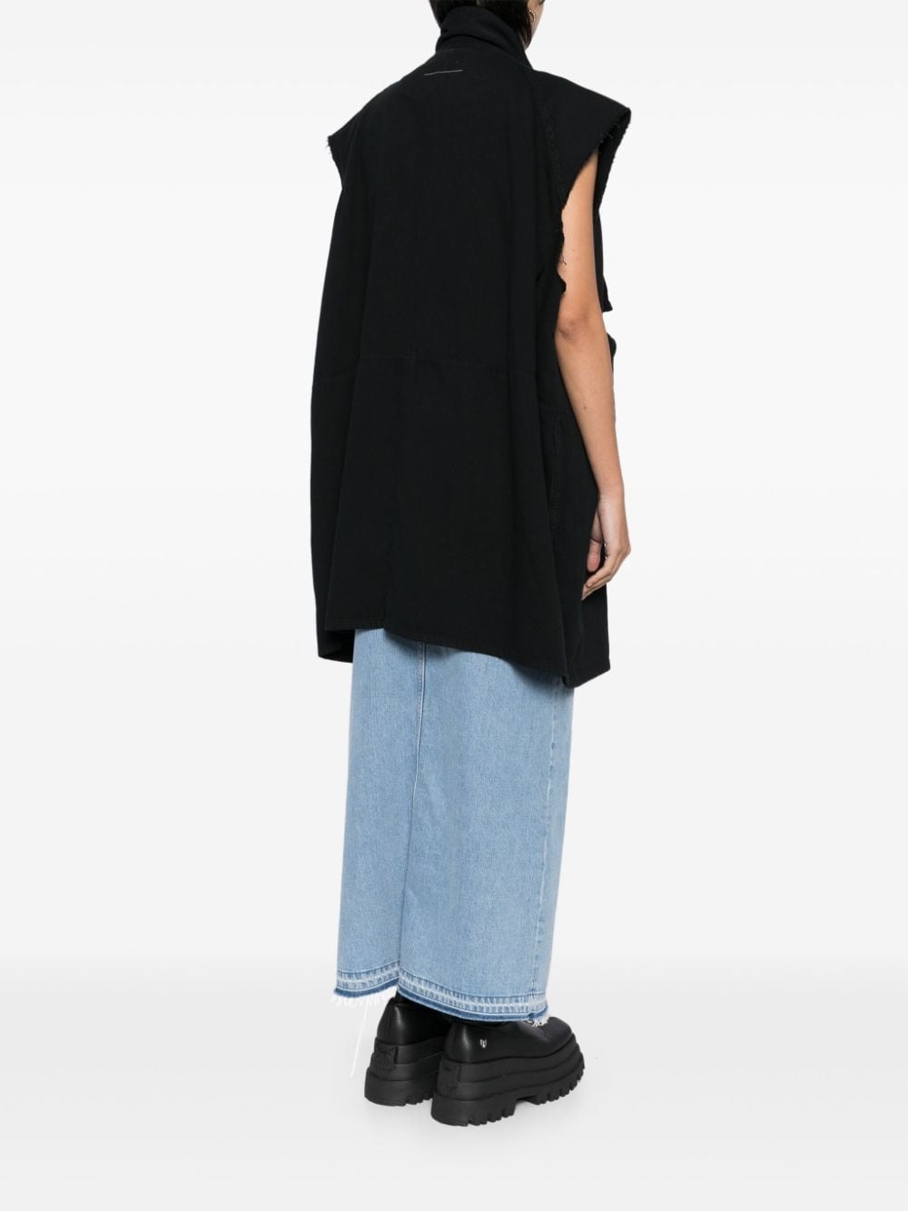 Multi-pocket zip-up vest - 4