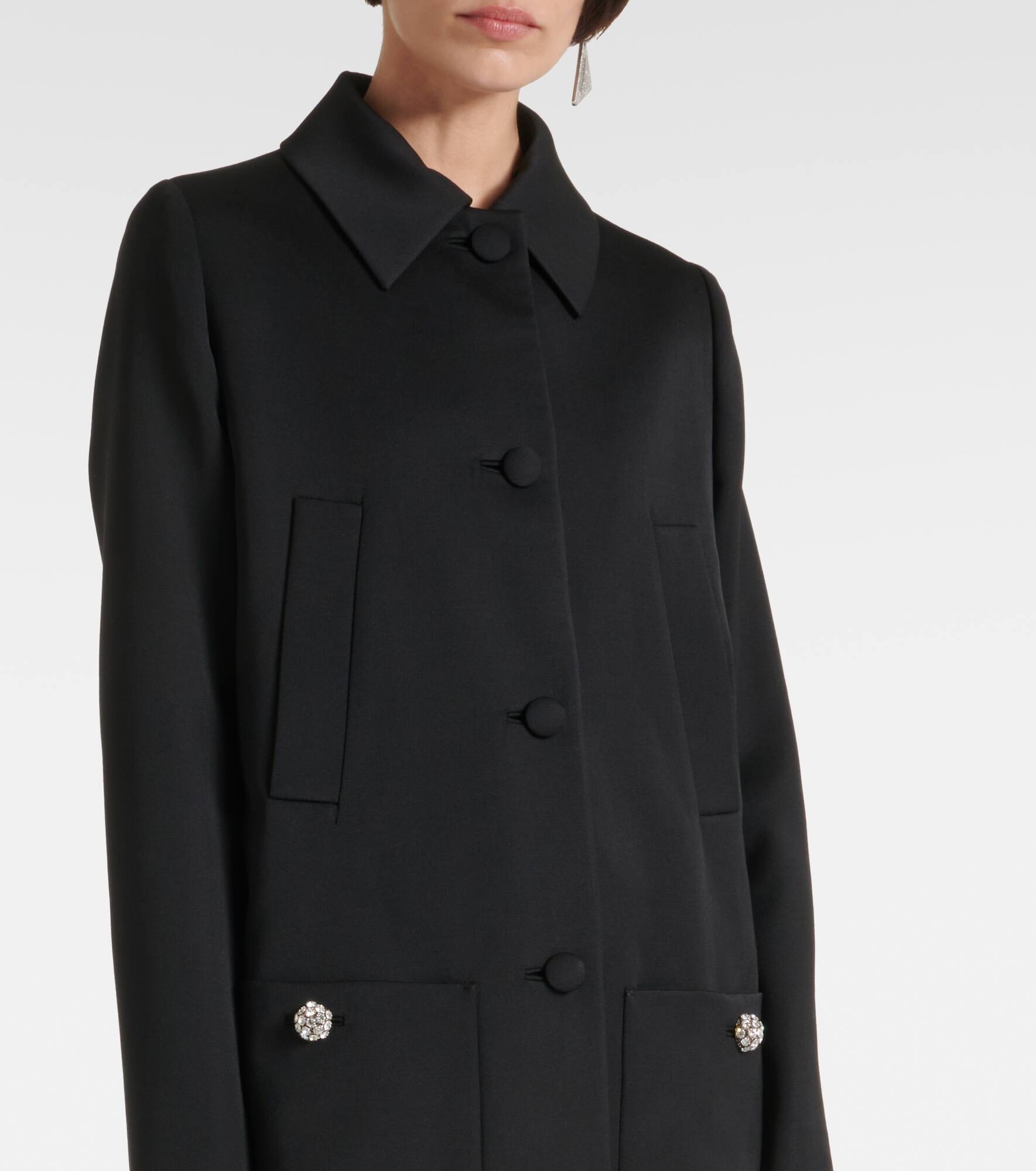 Satin-trimmed virgin wool coat - 6