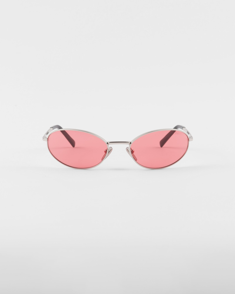 Sunglasses with the Prada logo - 1
