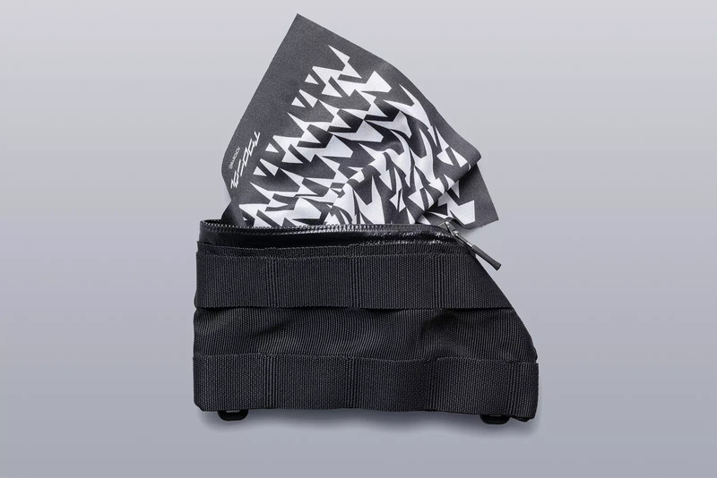 3A-MP2TS-BLK Modular Tec Sys Peripheral Pocket Black WR Zip 5