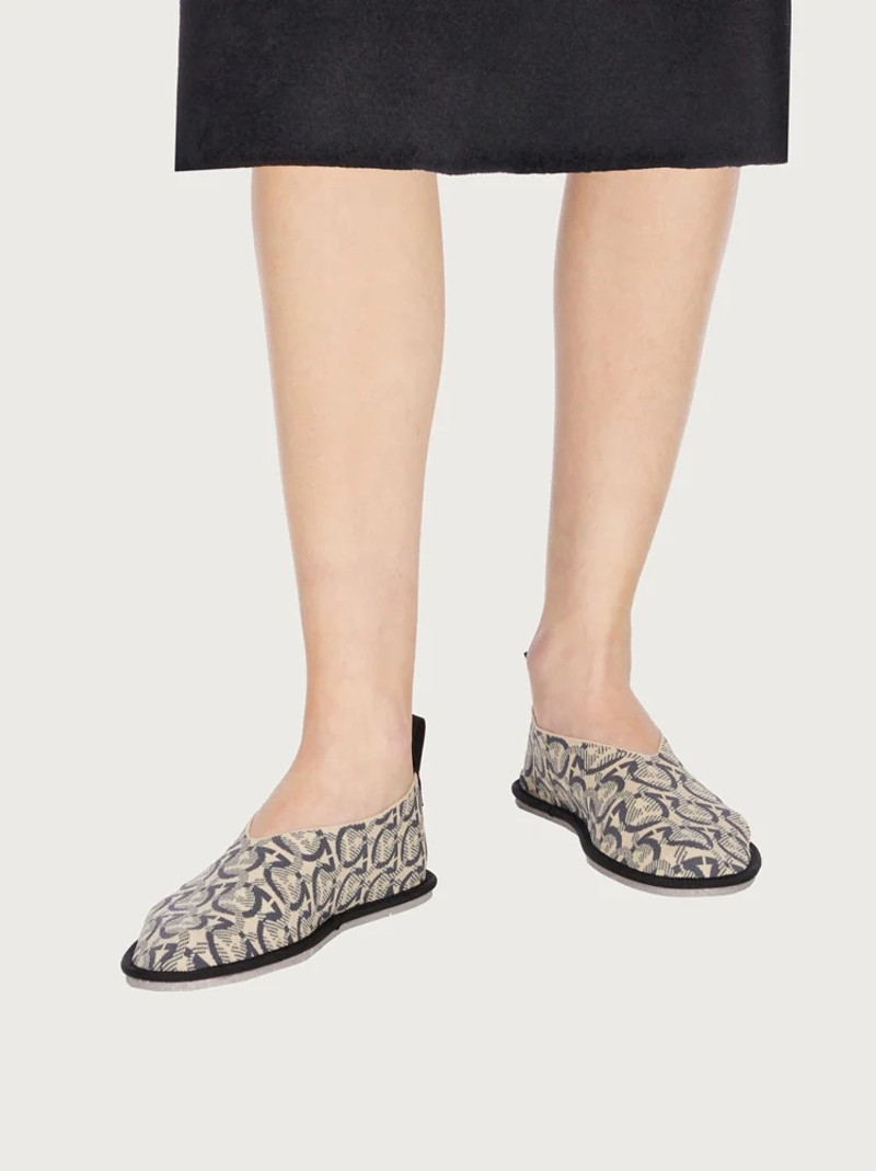 FERRAGAMO NOMADIC STORIES MOCCASIN 3