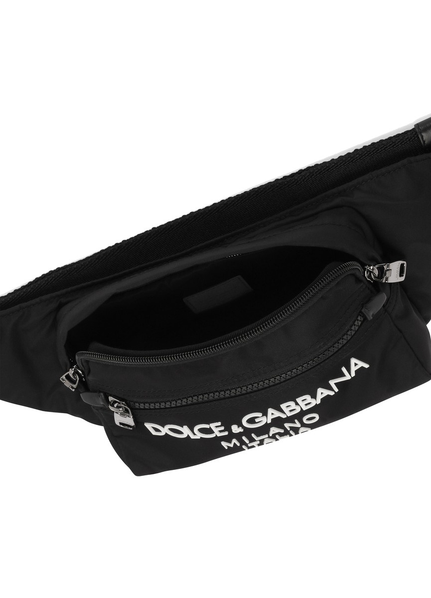 Small belt bag with rubberized logo - 5