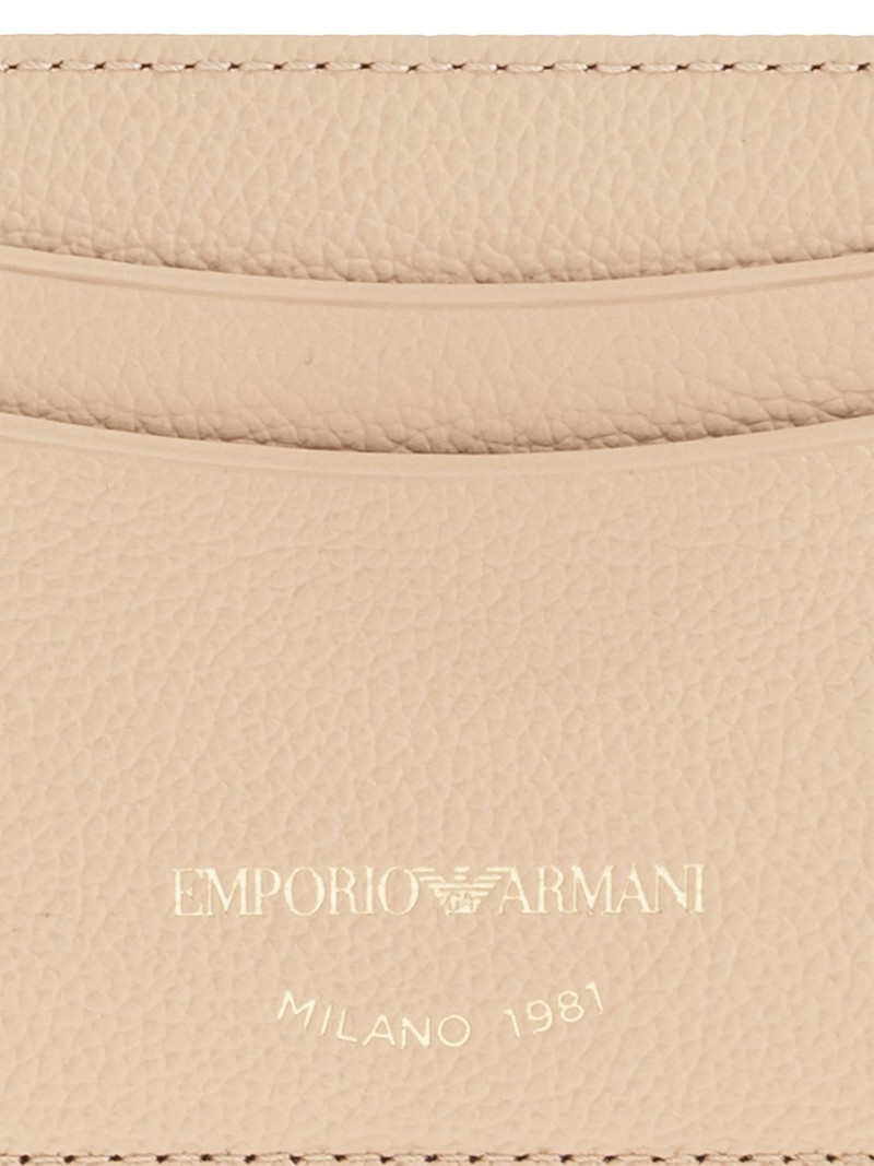 logo-detail cardholder 3