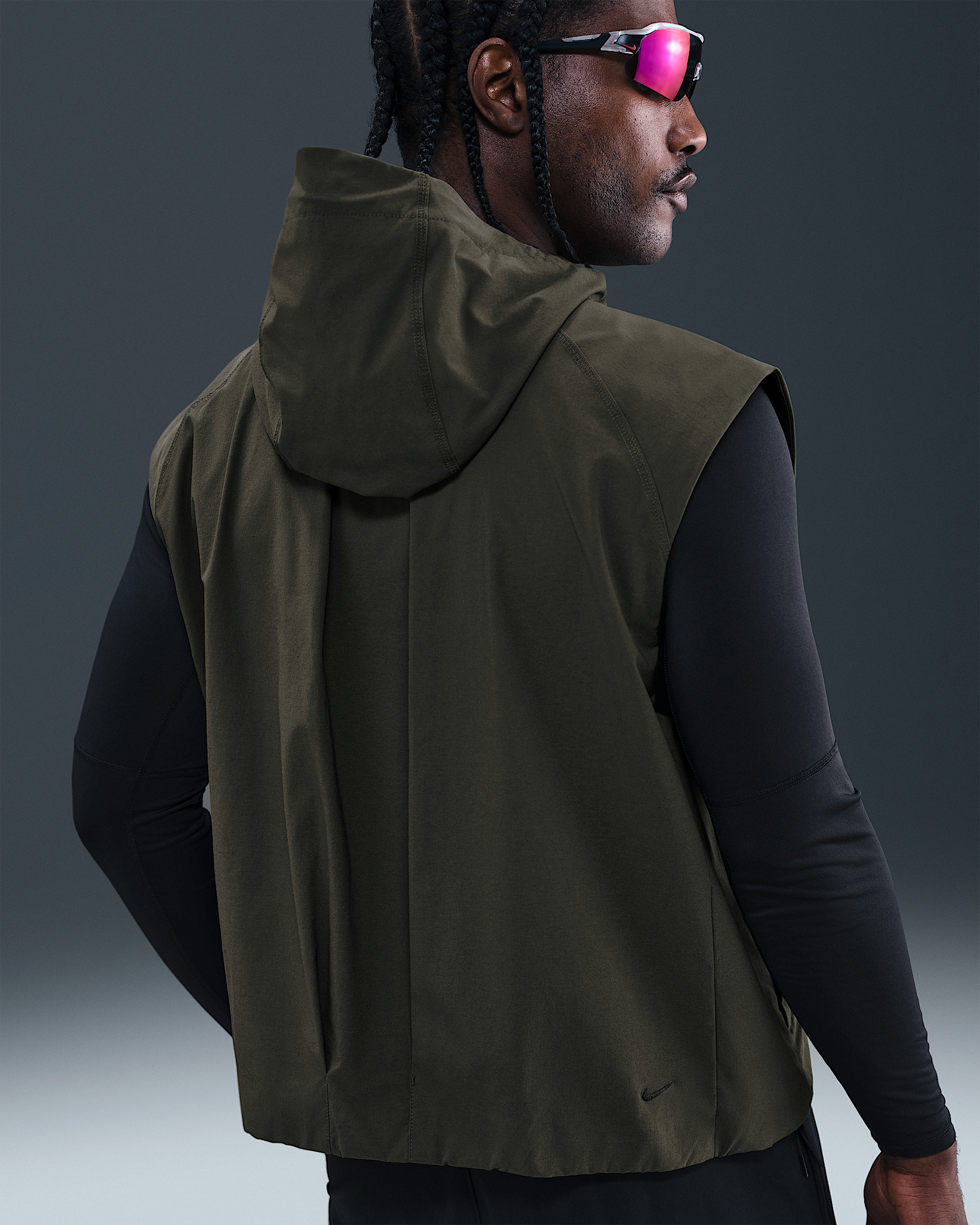 Nike Tech Men's Dri-FIT Woven Windrunner Vest - 2