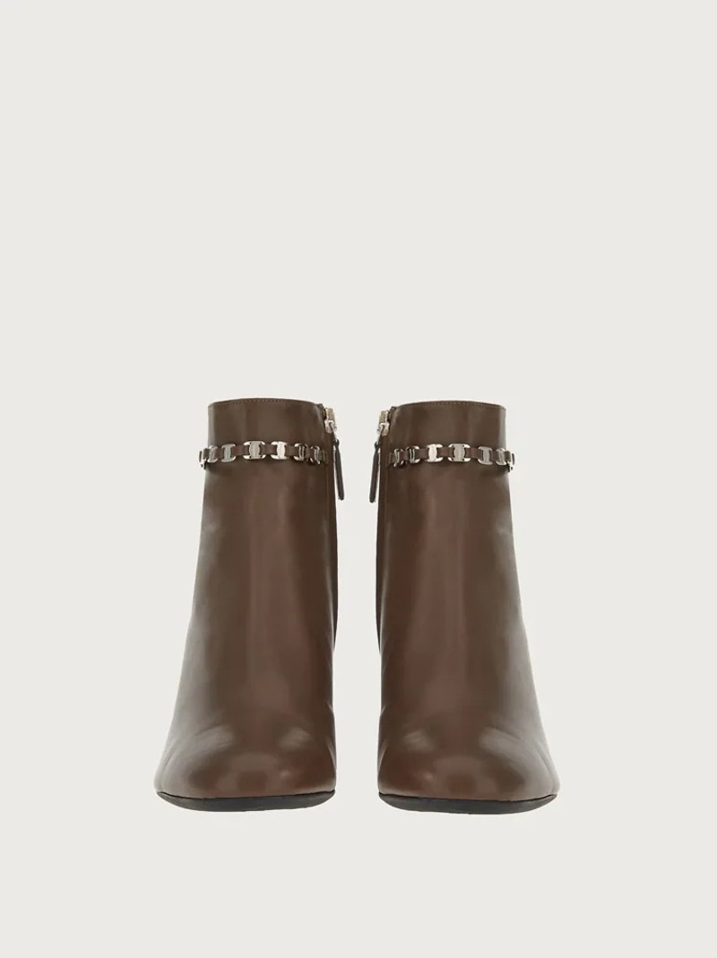 VARA CHAIN ANKLE BOOT 2