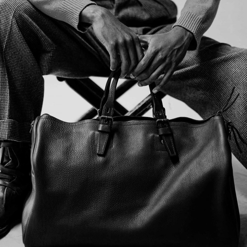 HOBO TRAVEL BAG - BLACK 5