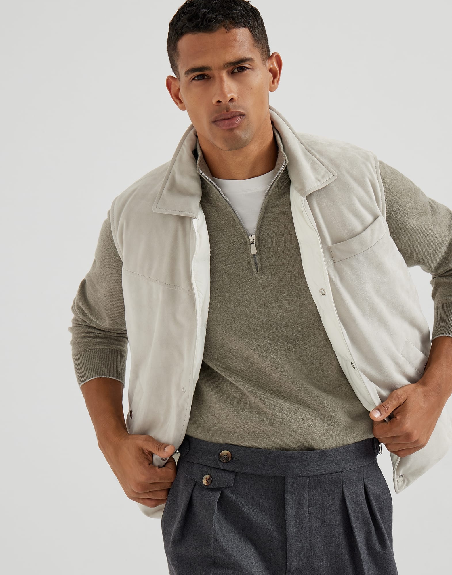 Cashmere sweater with half zip - 4
