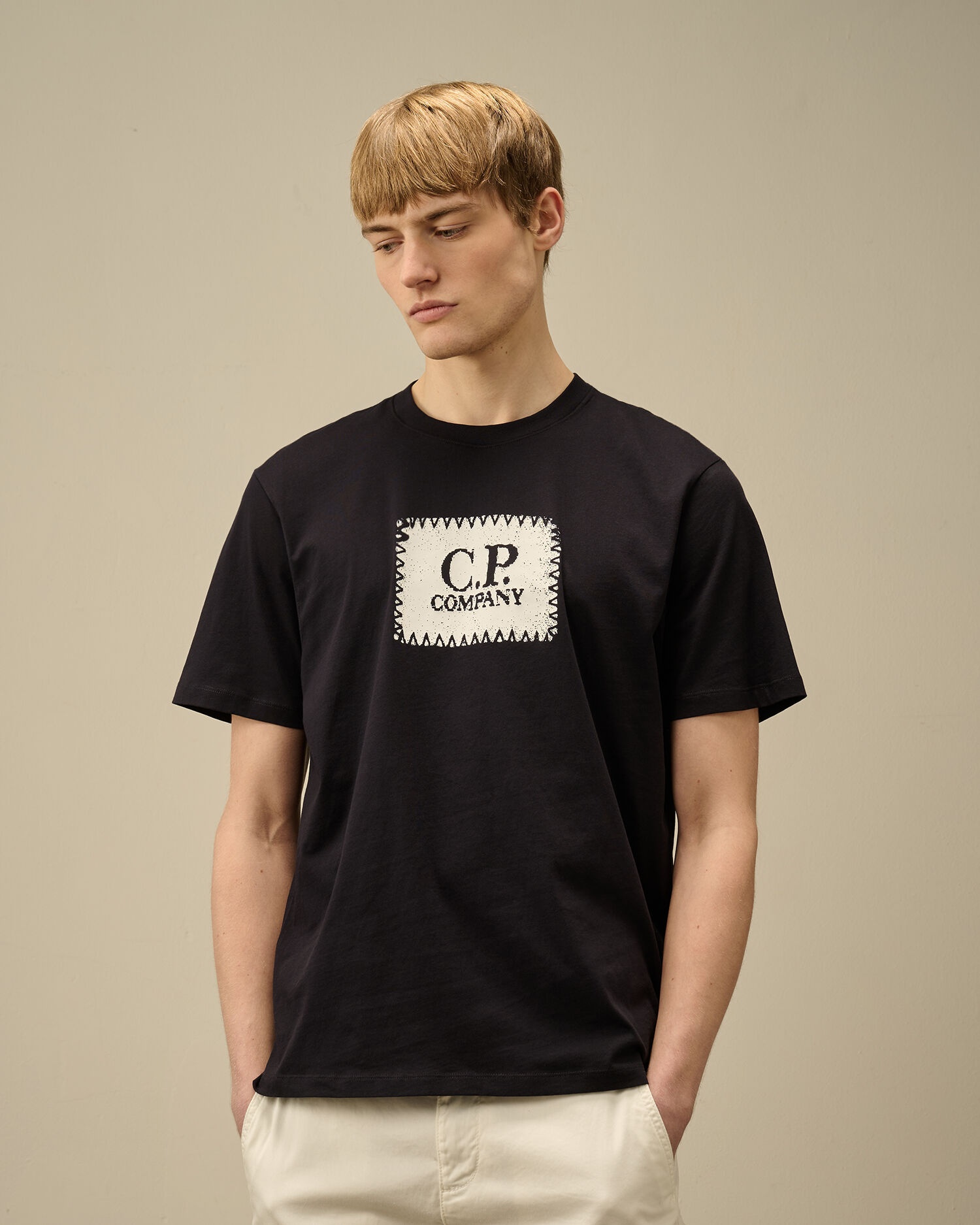 CP COMPANY｜ (30/1 Jersey Printed Logo T-Shirt (18CMTS14 C.P. Company 30/1 Jersey Printed Logo T-Shirt | REVERSIBLE