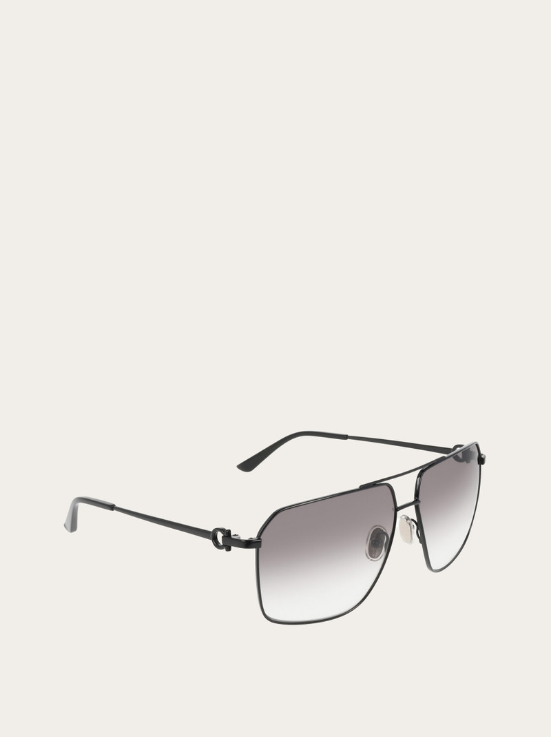 FERRAGAMO Navigator frame sunglasses outlook