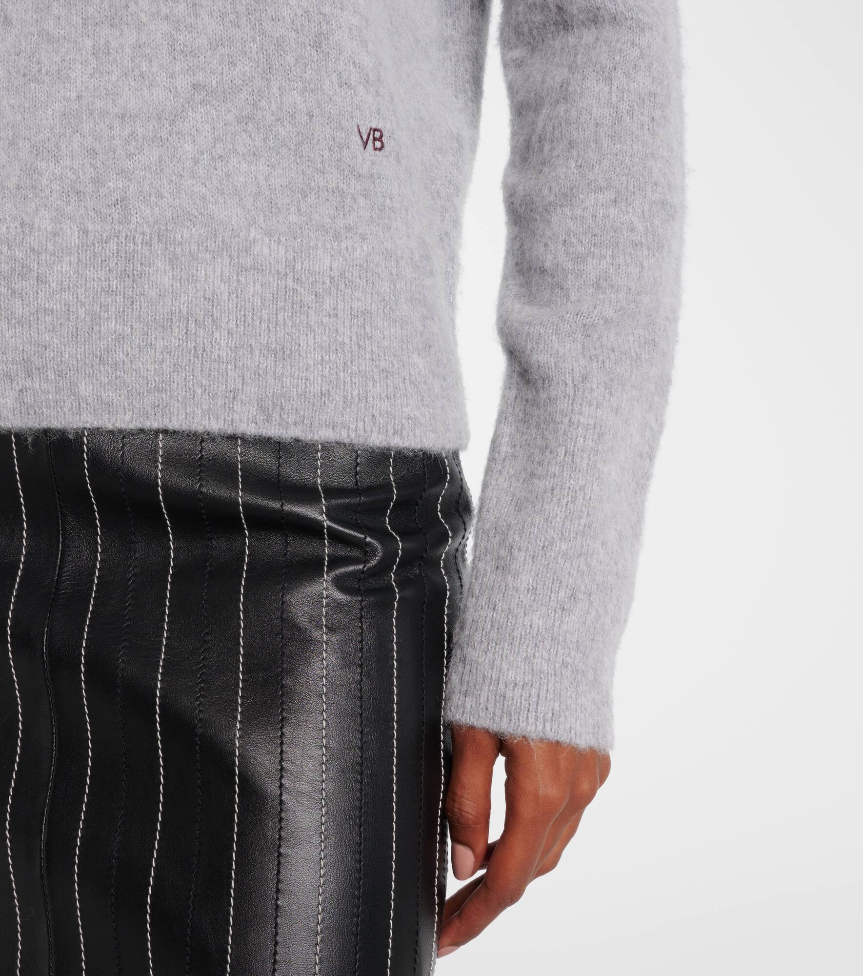 Wool-blend turtleneck sweater - 5