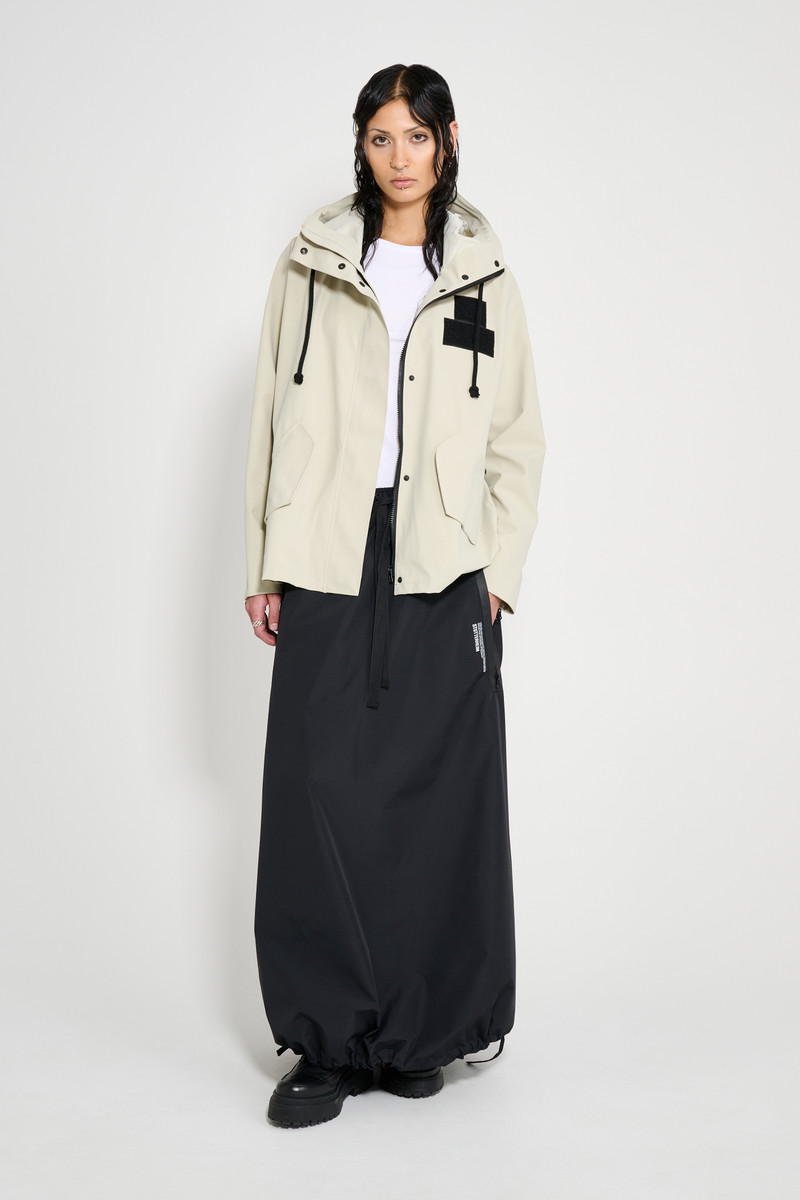 Faversham Matte Raincoat Pelican 4