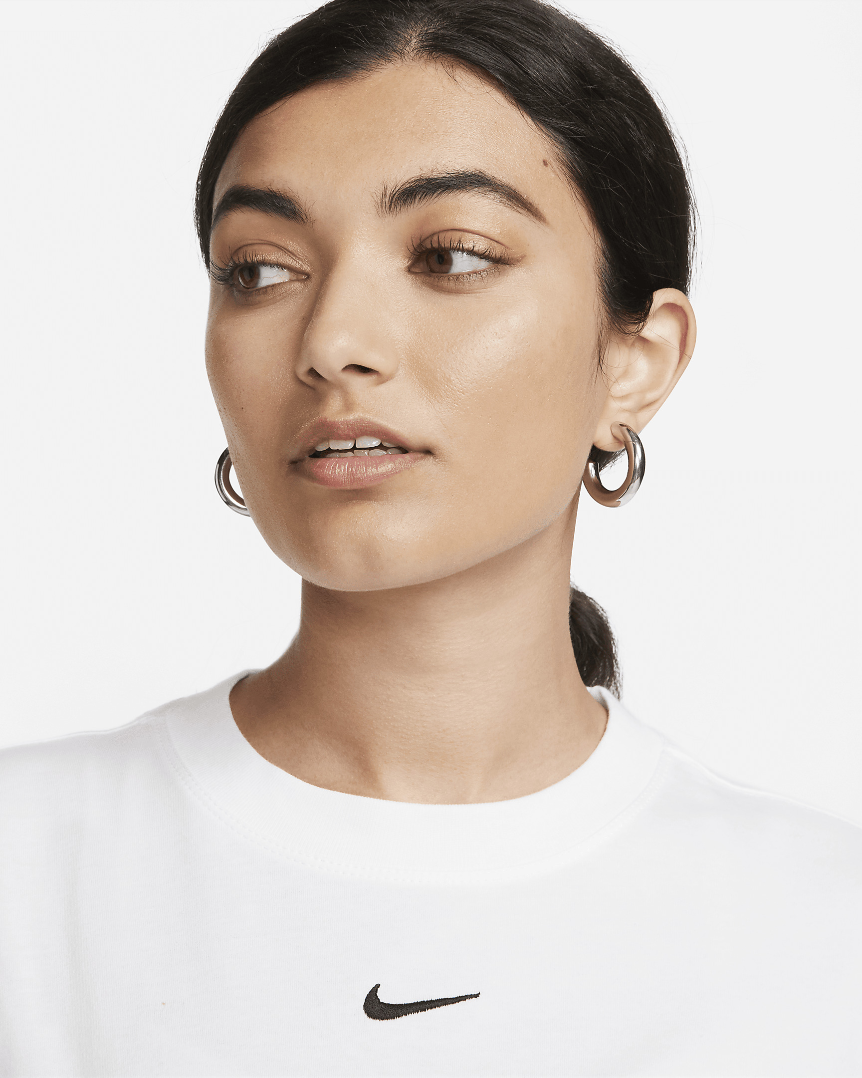 Nike Sportswear Essential Women's T-Shirt - 3