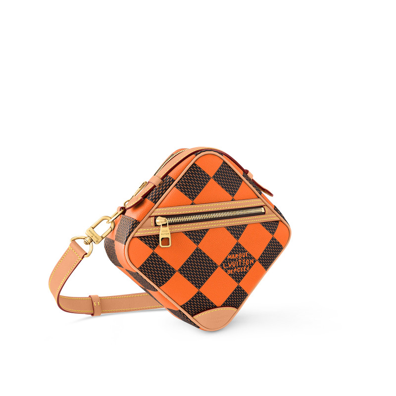 Louis Vuitton Chess Messenger outlook