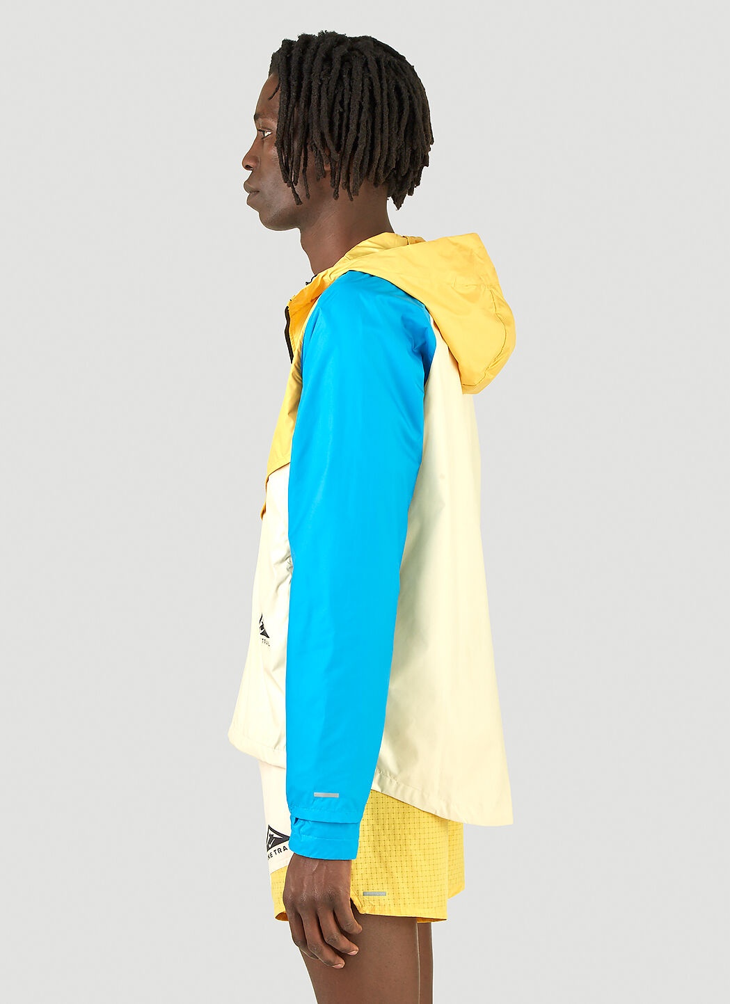 Trail Windrunner Jacket - 3