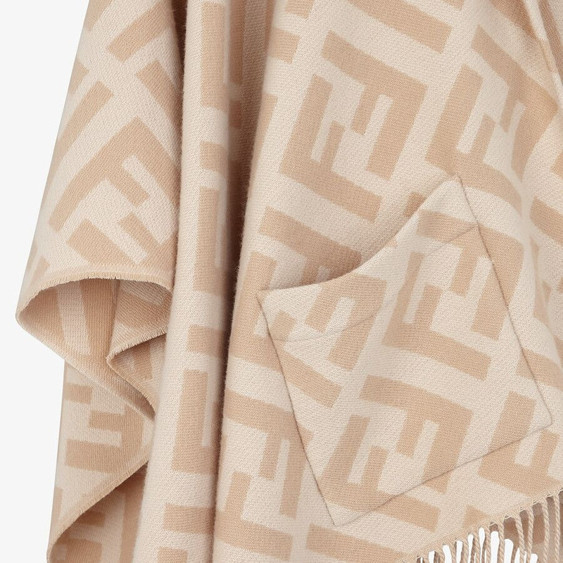 Beige cashmere poncho 3