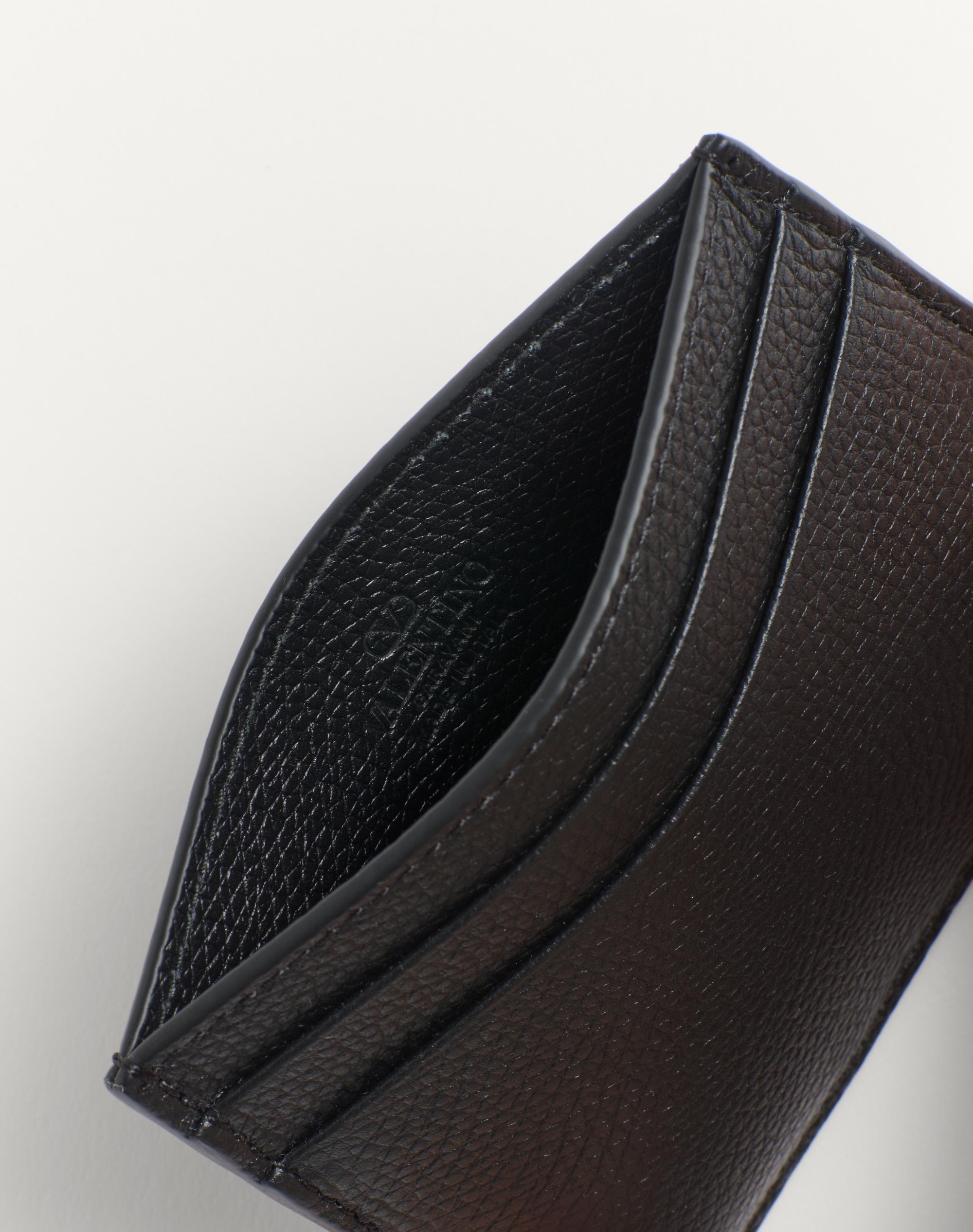 VLOGO SIGNATURE GRAINY CALFSKIN CARD HOLDER - 5