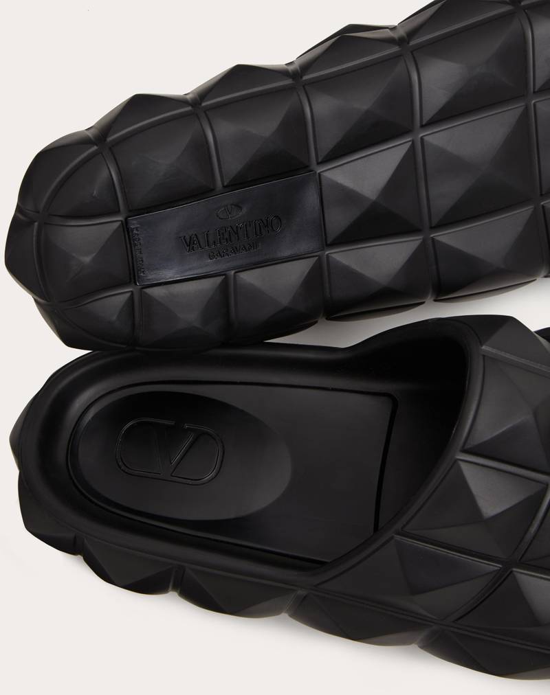 ROMAN STUD TURTLE SLIDE SANDAL IN RUBBER 5