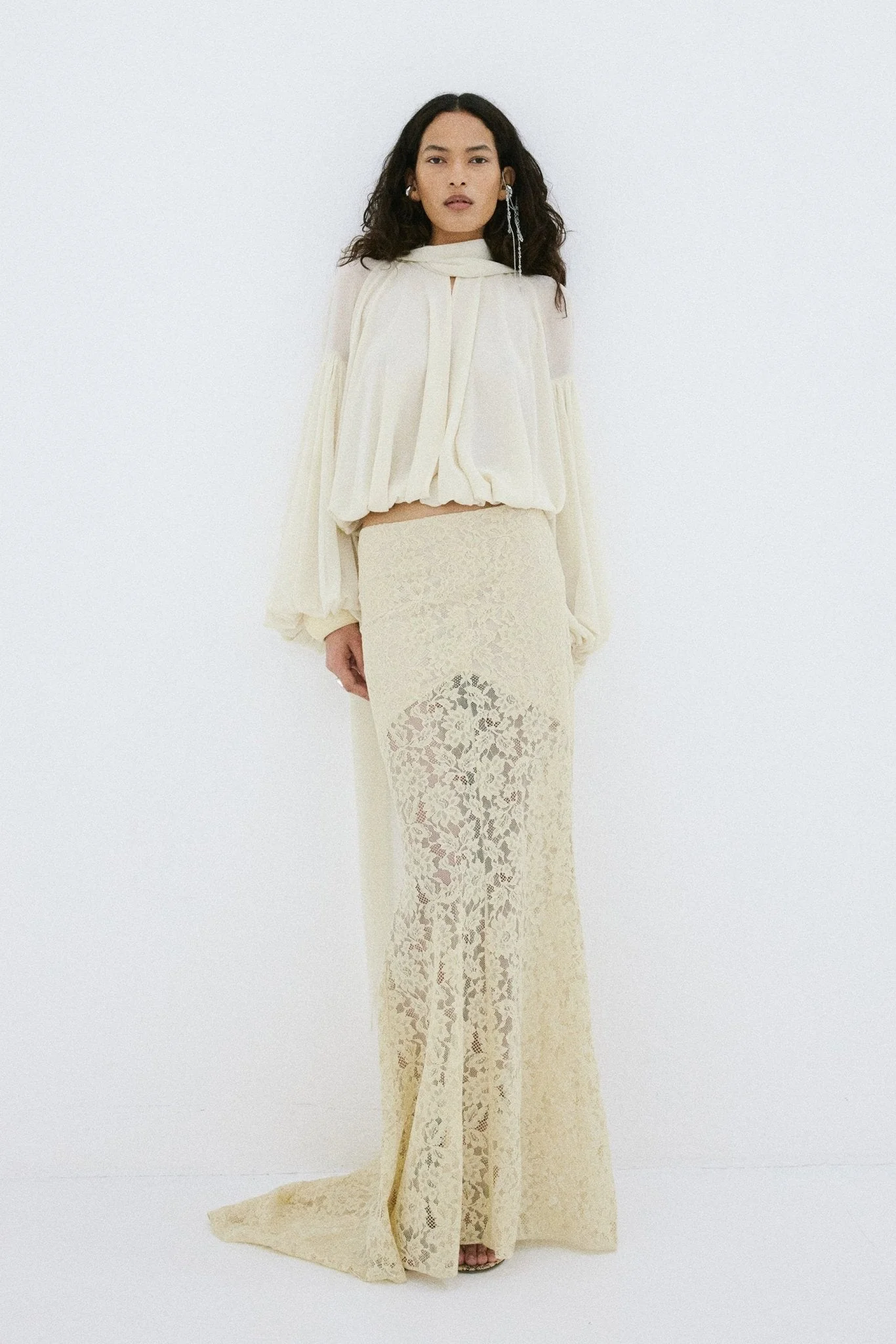 PASION SKIRT IN ANTIQUE YELLOW NYLON LACE - 1