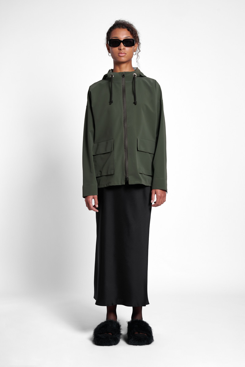 Stutterheim Sandviken Matte Zip Green outlook