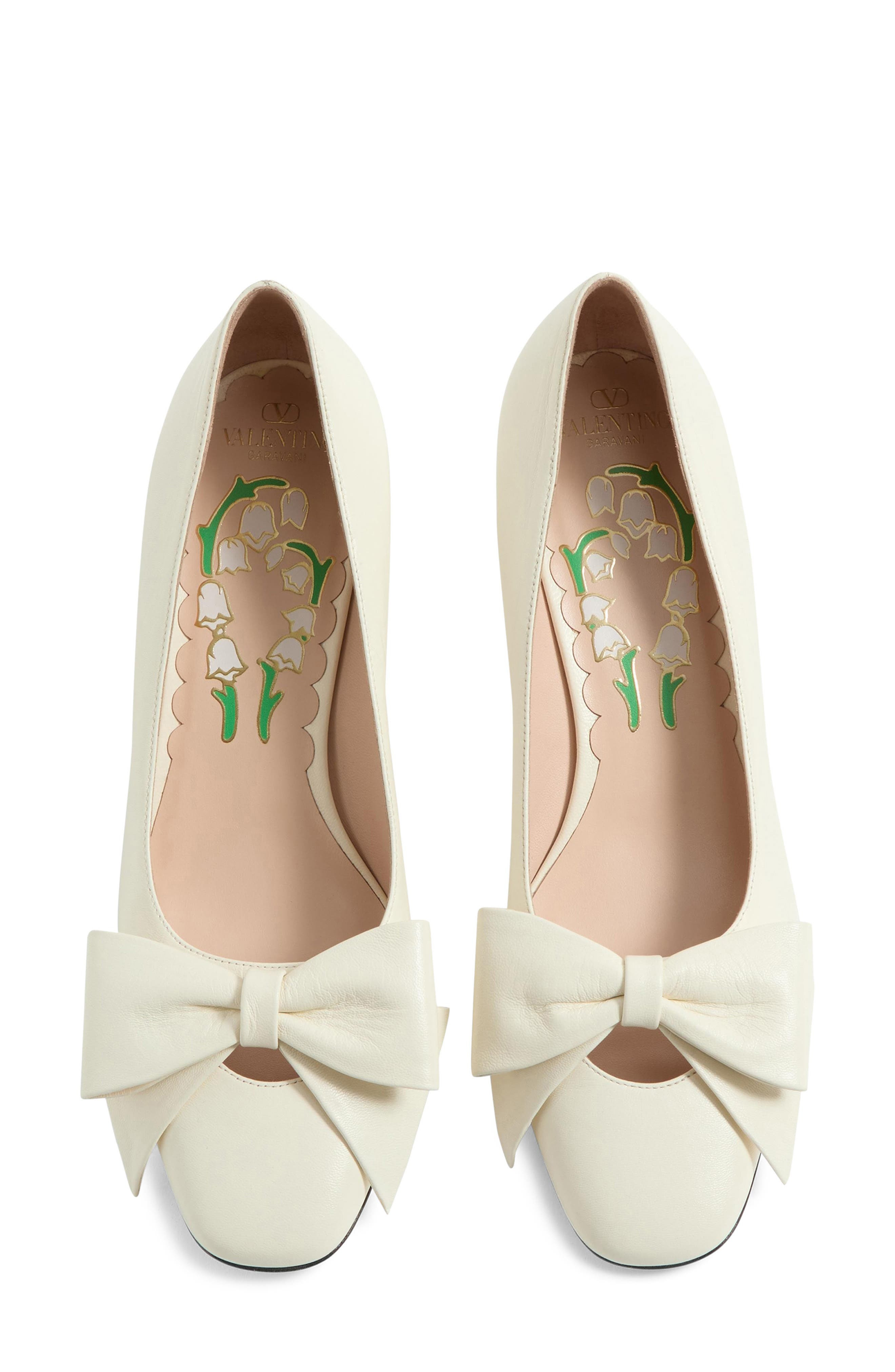 Valentino Garavani Bowow Pump in Ivory at Nordstrom - 6