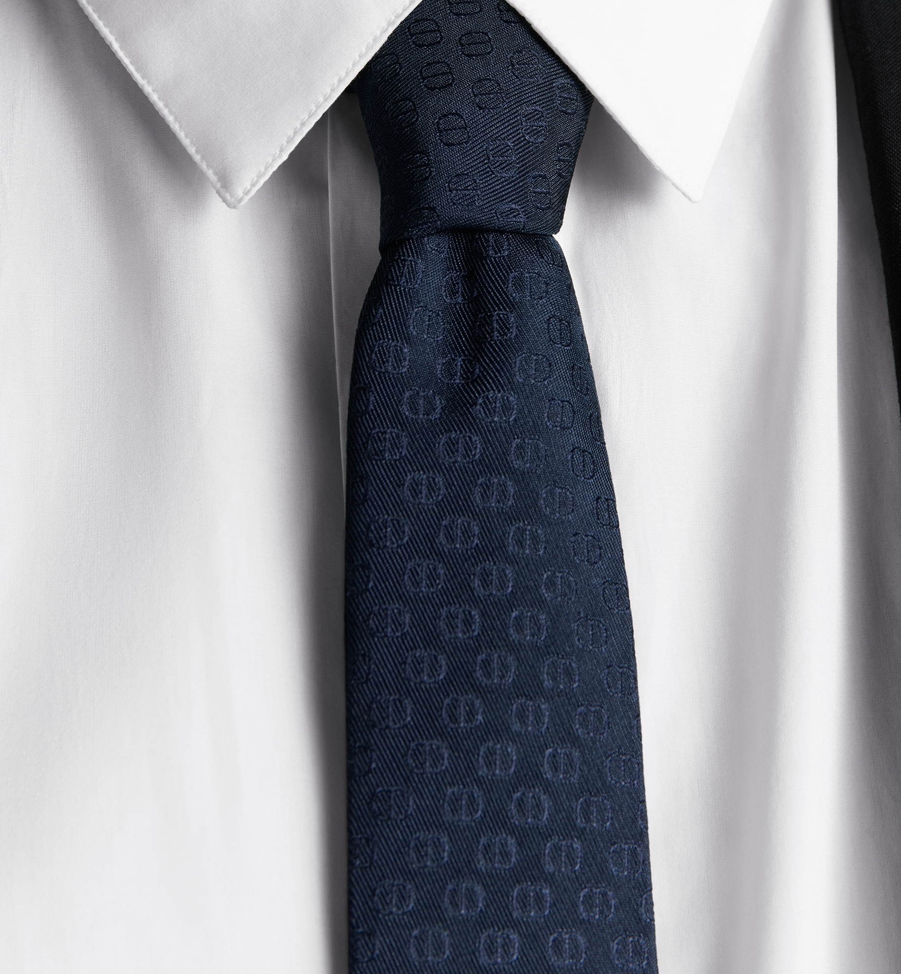 CD Icon Tie - 3