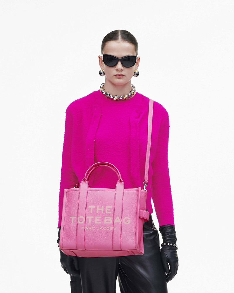 Marc Jacobs THE LEATHER MEDIUM TOTE BAG outlook