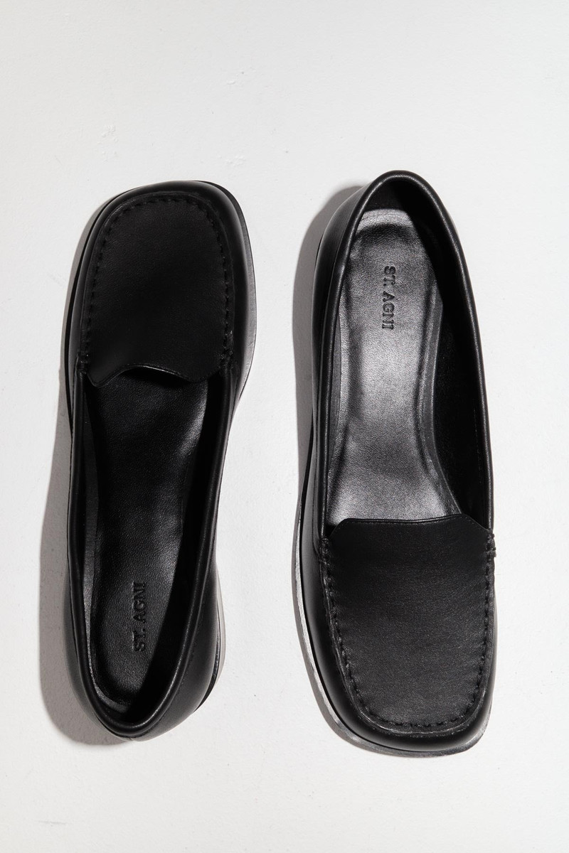 Classic Loafer - Black 3