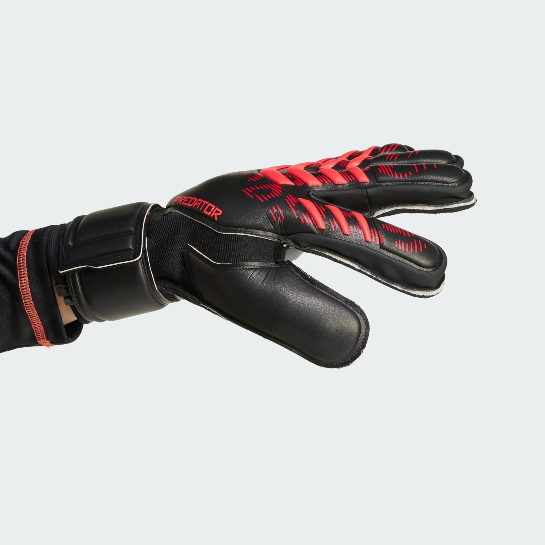 Predator Match Fingersave Goalkeeper Gloves - 4