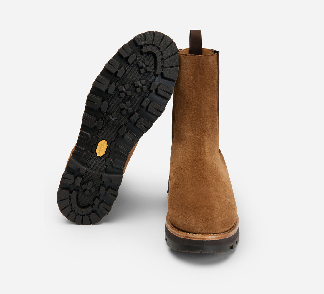Lug Chelsea Boot - Snuff Suede - 5